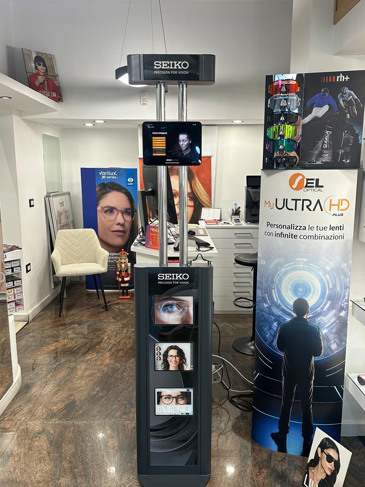 Showroom Ottica Futura Cosenza - Montature e occhiali di design
